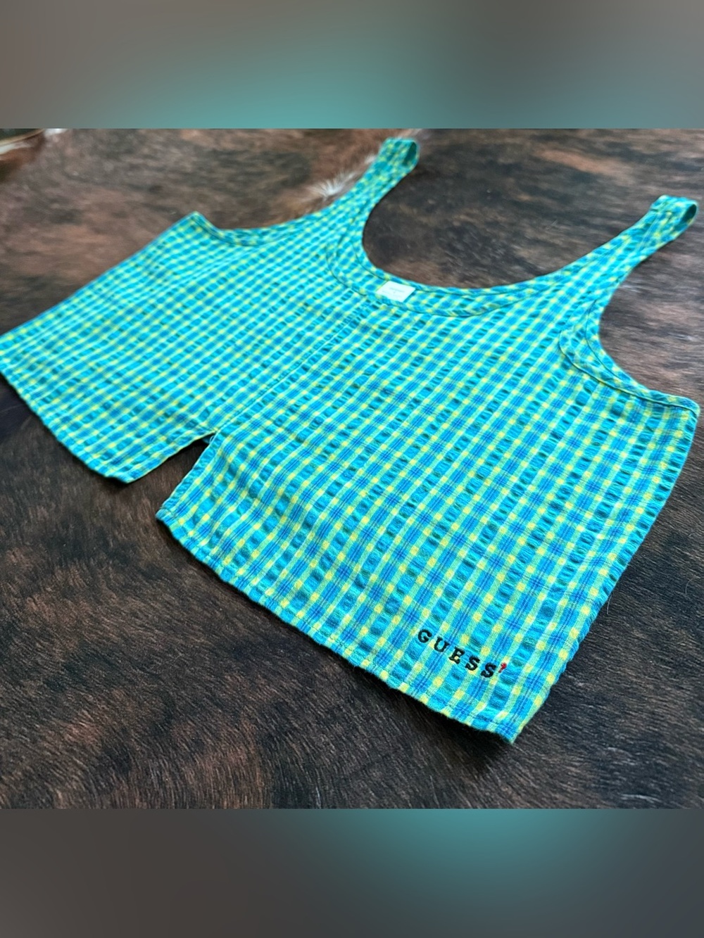 Mint! Vintage 90’s Guess gingham wide fit cropped top- Size M
